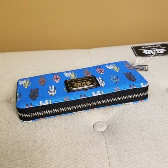 Loungefly Disney Star Wars Action Figure Wallet - Picture 9 of 12